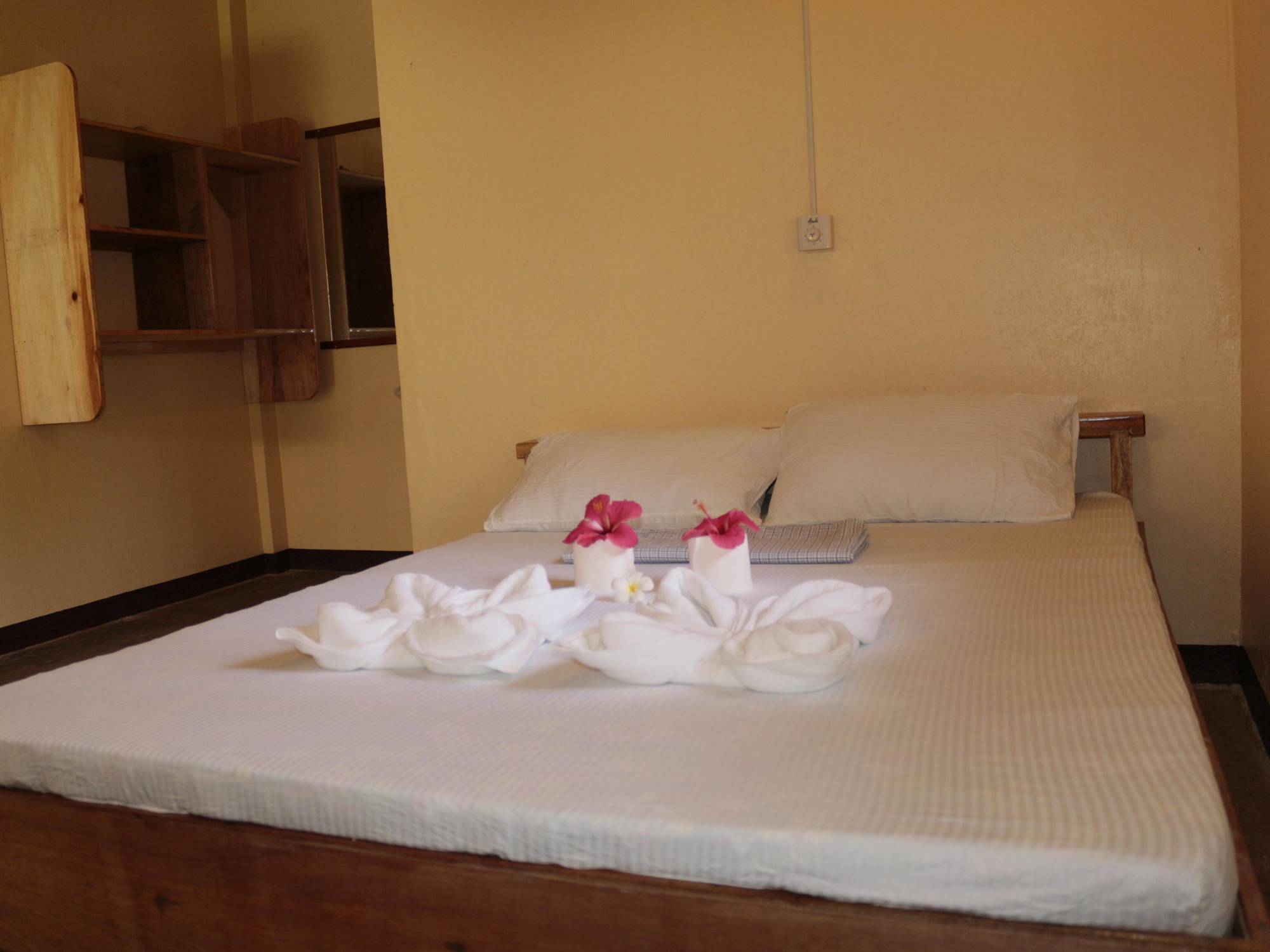 Pesangan Surfcamp Hotel Siargao Luaran gambar