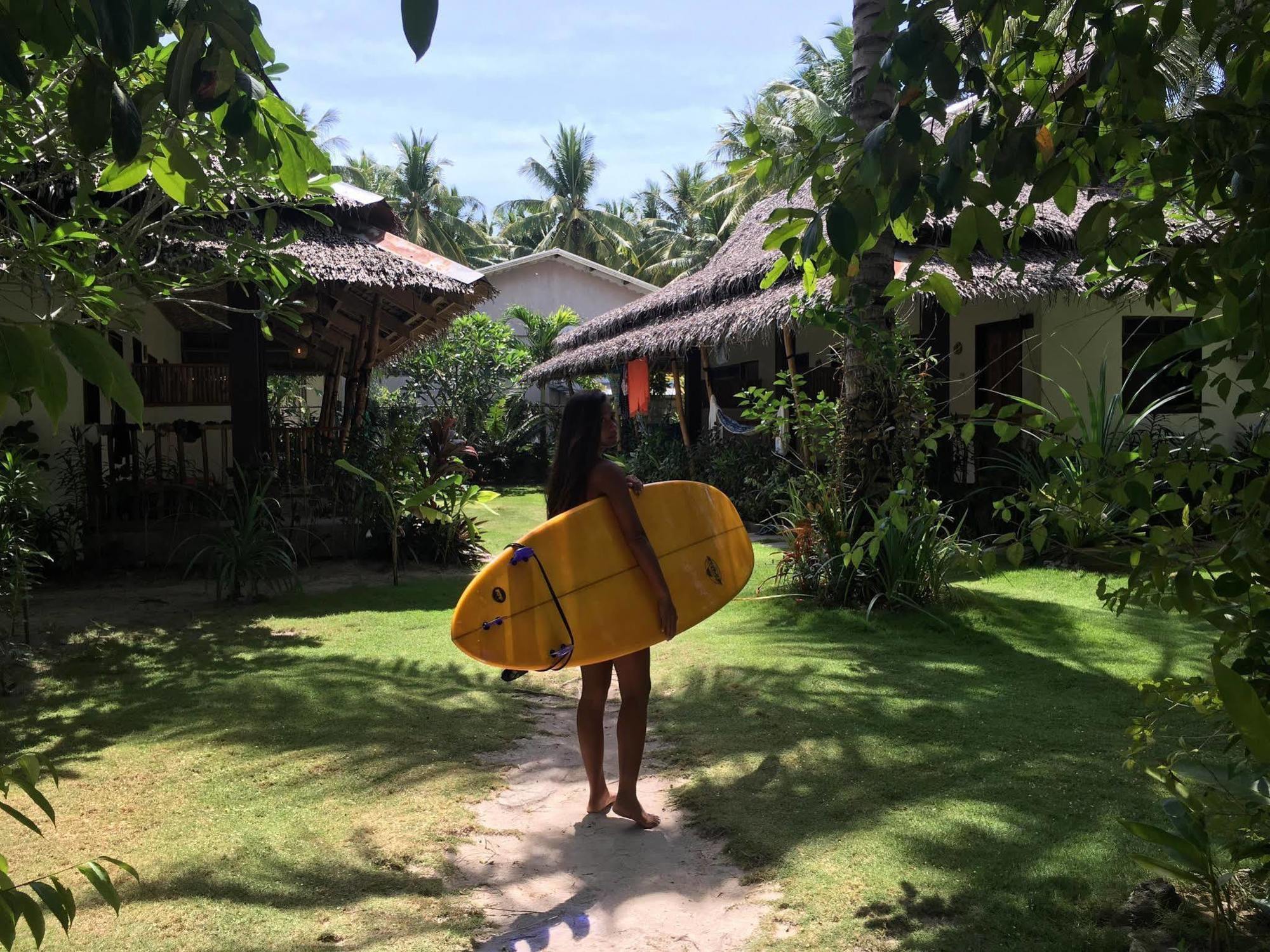 Pesangan Surfcamp Hotel Siargao Luaran gambar